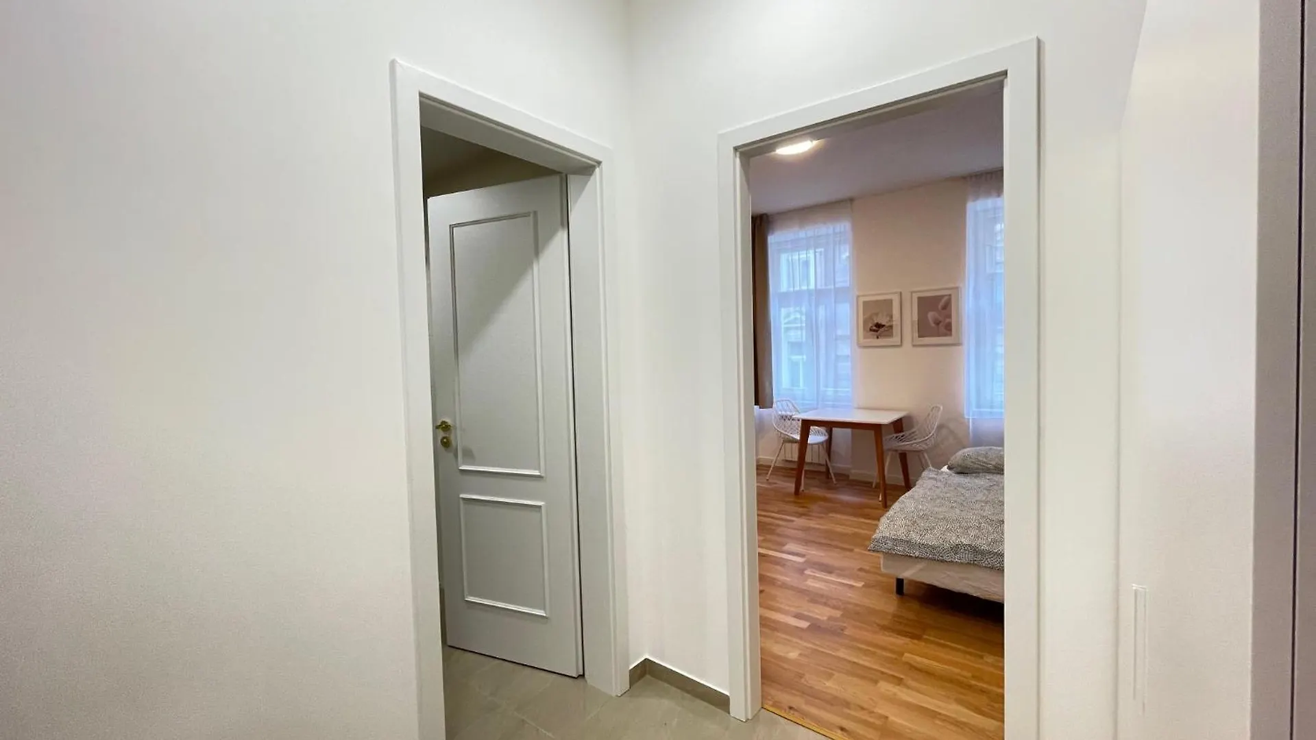 Varsavska Apartment T 303 Prague
