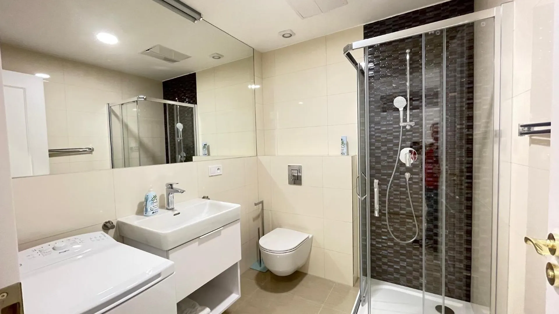 Varsavska Apartment T 303 Prague